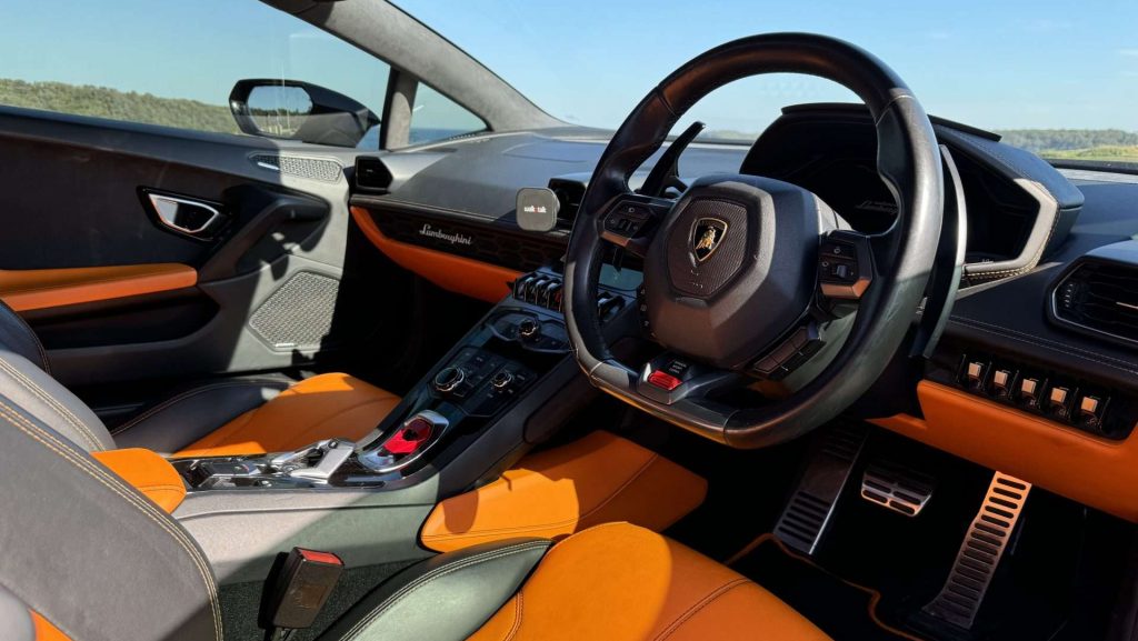 Lamborghini Huracan Spyder - Orange